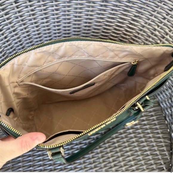 Michael Kors Purse - Picture 4 of 4